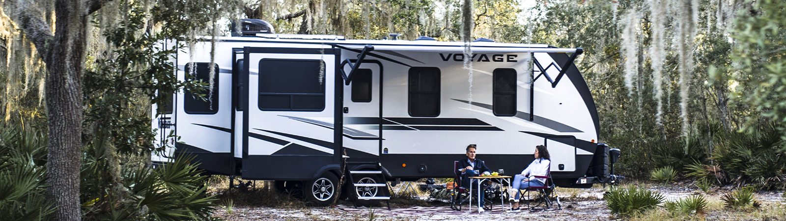 Winnebago RV Travel Trailer and Fifth Wheel Dealer Serving Montana USA